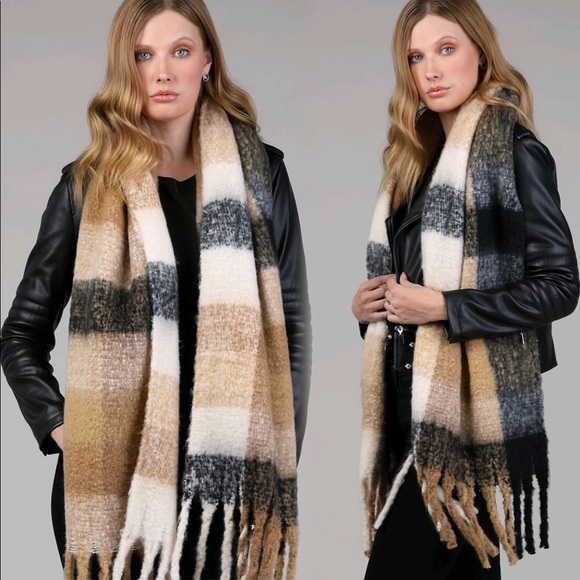 Sarrah Accessories - Last 1 New Super Extra Soft Cozy Plaid Long Scarf